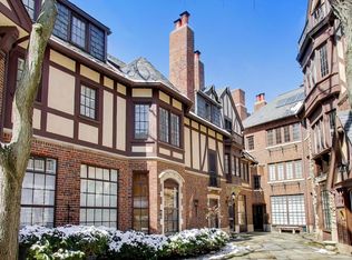555 Hill Ter APT 307, Winnetka, IL