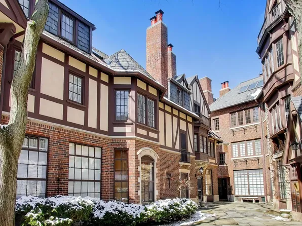 555 Hill Ter APT 307, Winnetka, IL 60093