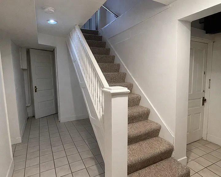 1803 Hill St — Photo 9