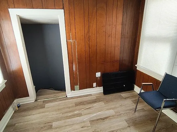 66 W Peebles Rd, Memphis, TN 38109