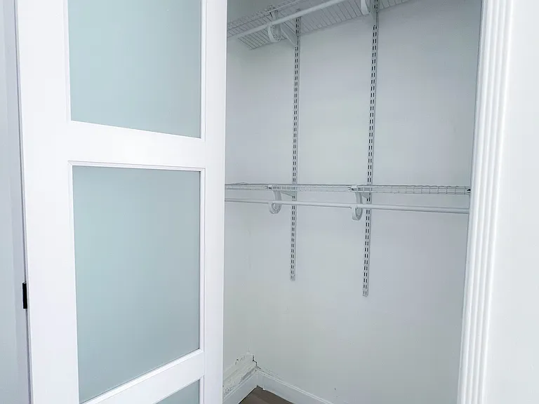 1506 1/2 Maple St #1506 — Photo 45