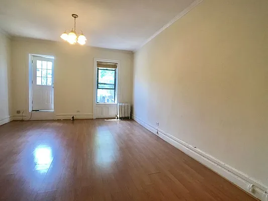 Rented by Sovereign Associates | media 13