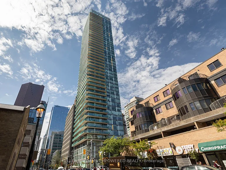 33 Lombard St #3603 — Photo 2