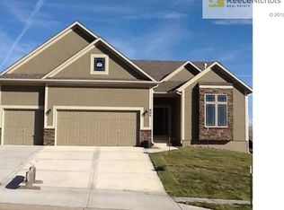 803 S Franklin St, Raymore, MO 64083