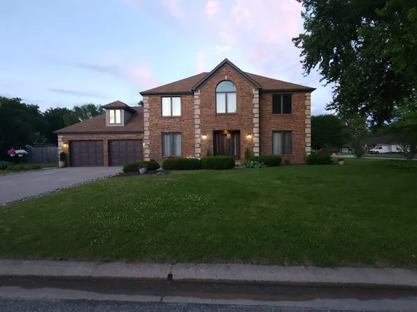 55828 Nursery Ave, Mishawaka, IN 46545