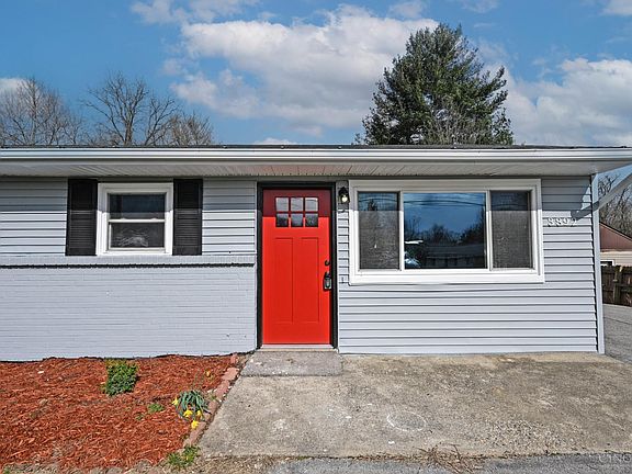 2nd image of 3892 Michael Dr