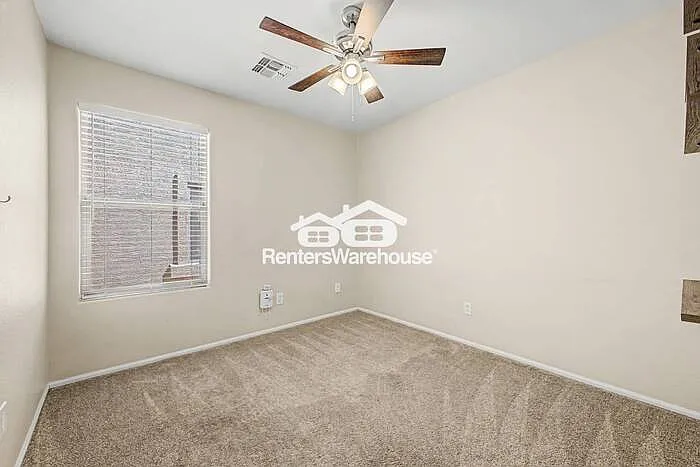 29169 N Rosewood Dr — Photo 10