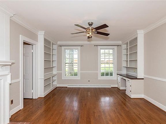 5th image of 6061 Meadowlot Ln