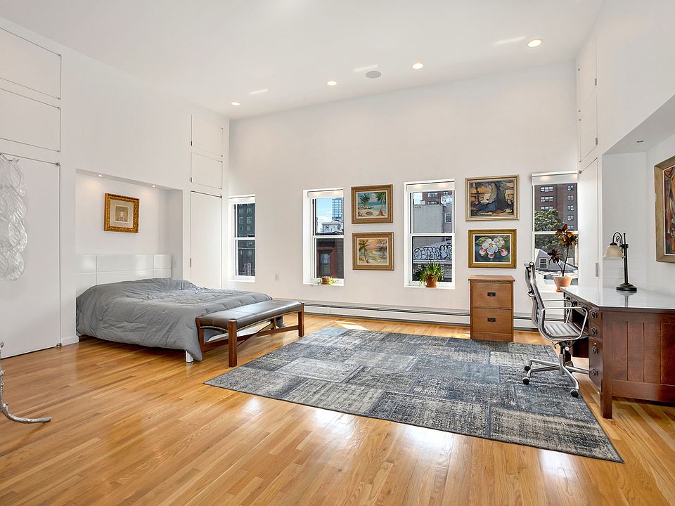 1st image of 240 E Houston St APT 5D