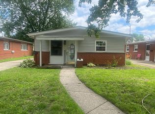 7953 Elm St, Taylor, MI 48180