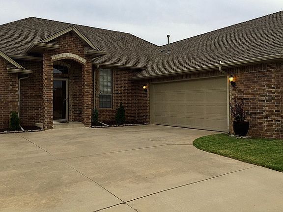 Over sized 2 car garage