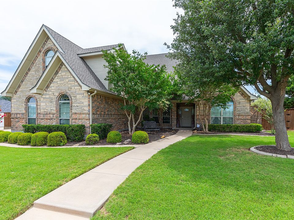 1st image of 1501 S Saddle Lakes Dr