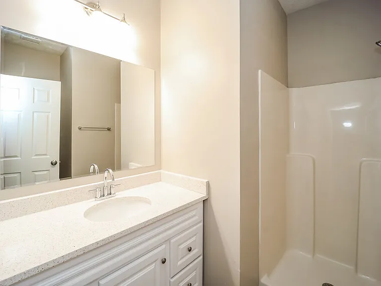 3505 Creekview Dr — Photo 15