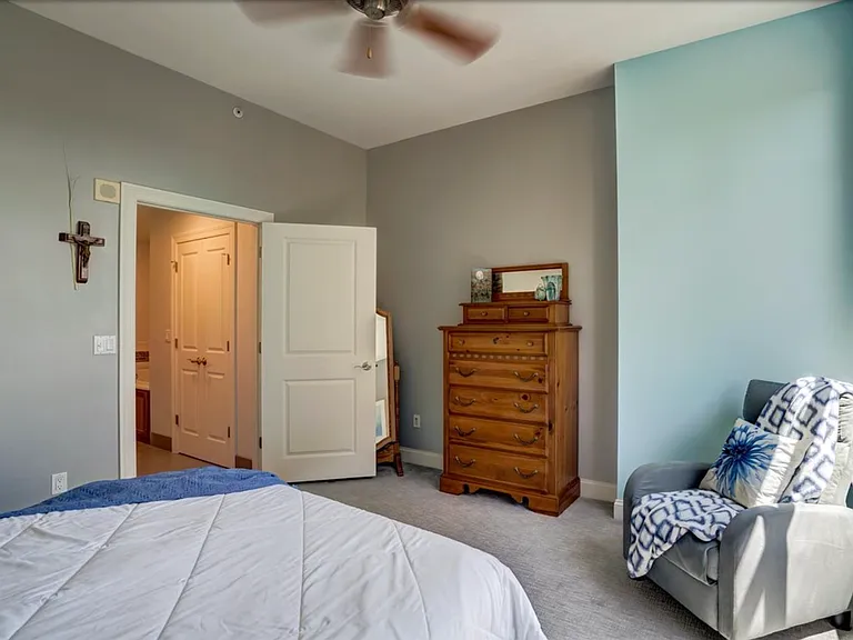 625 N Segoe Rd — Photo 25