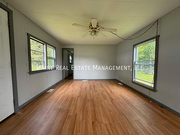 2nd image of 17 Park Dr