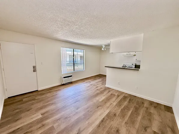 (undisclosed Address), North Hollywood, CA 91605