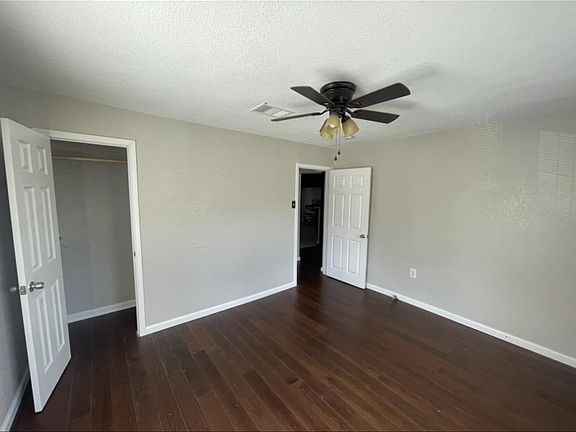 4th image of 1901 Dutton Ave