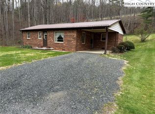 192C Greensboro Rd, Crumpler, NC 28617