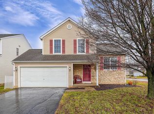 494 Cricket Run Rd, Lewis Center, OH 43035