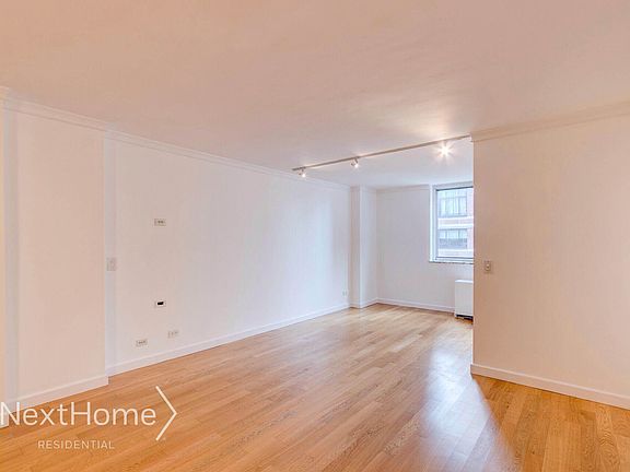 5th image of 345 E 93rd St APT 4-K