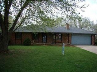 3641 NE Wenonah Rd, Topeka, KS 66617