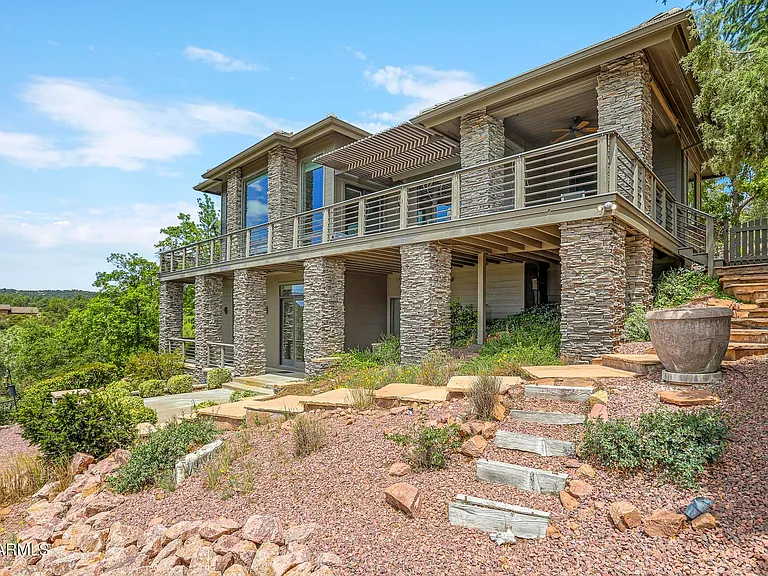 804 N Grapevine Dr — Photo 37