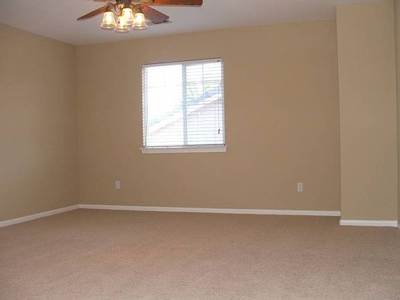 Large Bonus Room