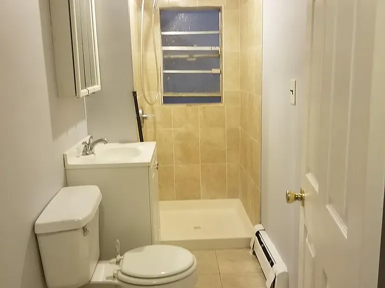 166 Elmwood Ave #5C — Photo 6
