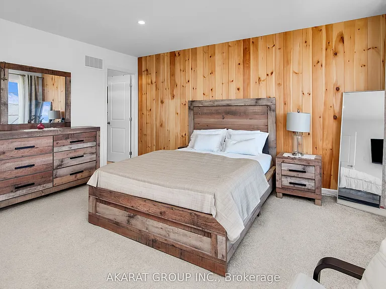61 Soho St #68 — Photo 27