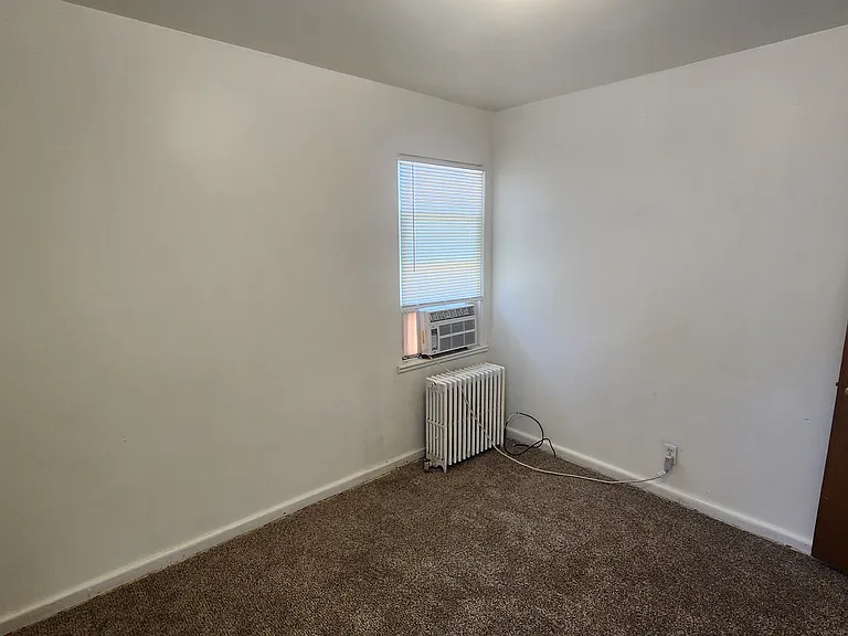 337 S Townsend Ave #D — Photo 14