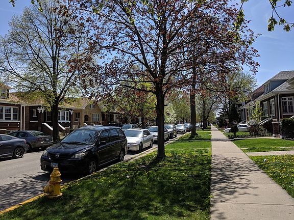 2nd image of 1818 S 59th Ave
