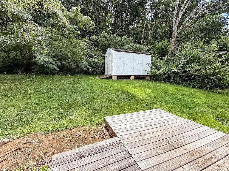 224 Beech St — Photo 14
