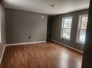 166 Chapel Rd, Crab Orchard, WV 25827