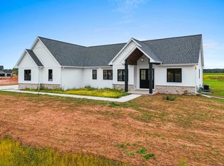 3161 Trinity Ct, De Pere, WI 54115