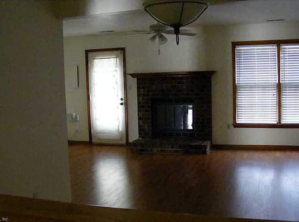 1st image of 1712 Alvena Ln