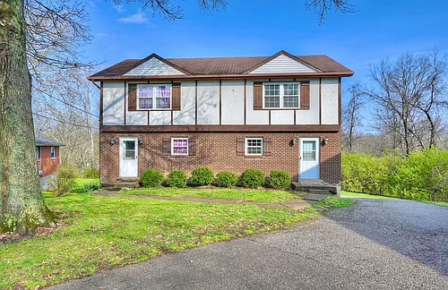 13 Airview Dr Photo 1