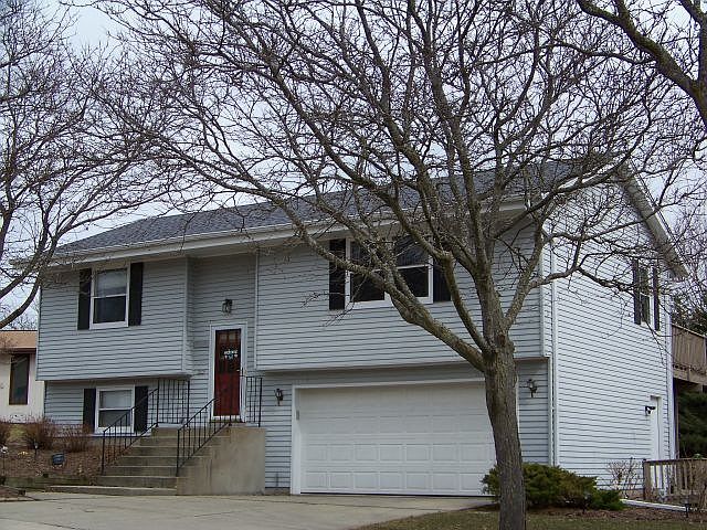 1st image of 705 Briar Hill Dr