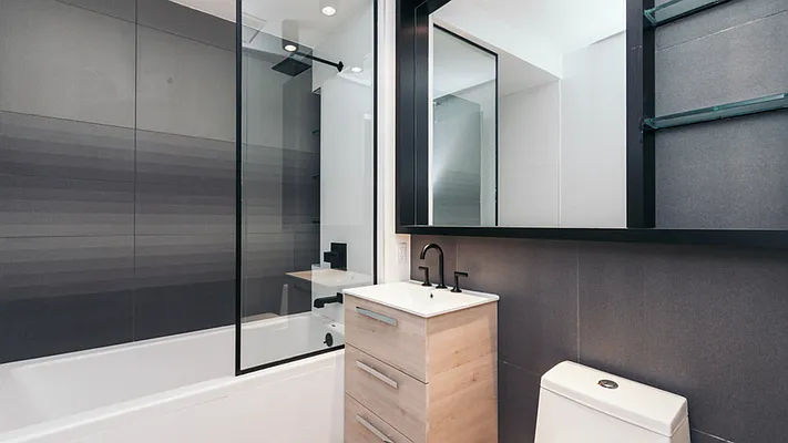 Rented by Nooklyn NYC LLC | media 12