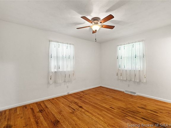 4th image of 2502 Pamela Drive