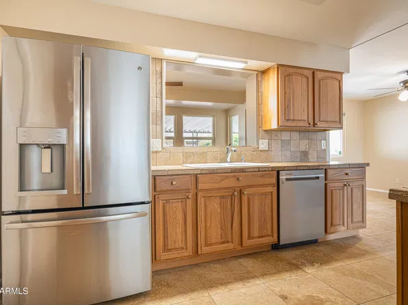 11208 N 105th Ave, Sun City, AZ 85351