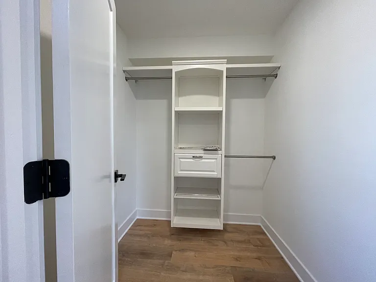 404 Boston Ave — Photo 24