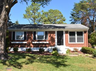 10005 Cardigan Dr, Jeffersontown, KY