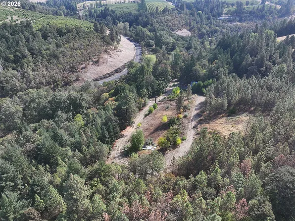 1250 Dry Creek Rd, Mosier, OR 97040