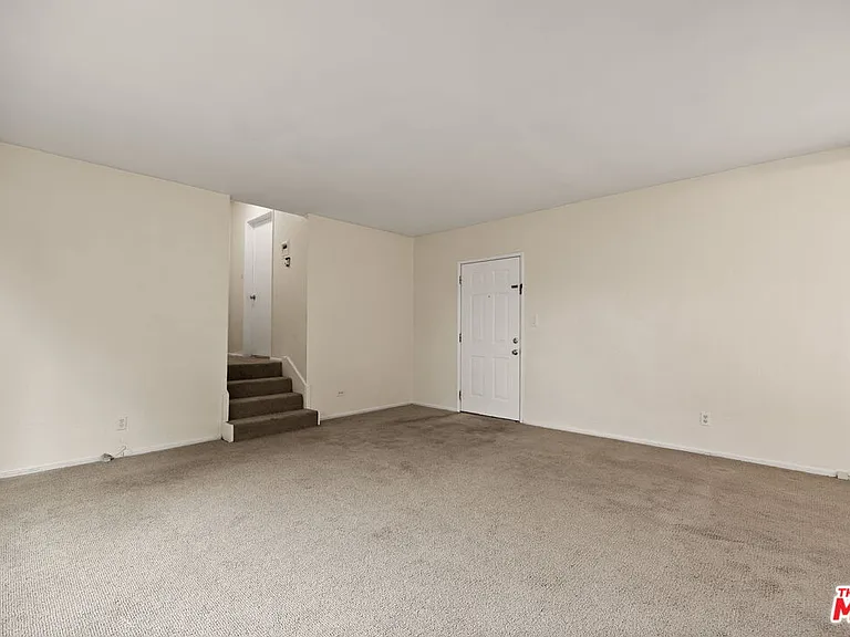 161 W Channel Rd #5 — Photo 6