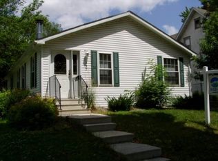137 Baker St W, Saint Paul, MN 55107