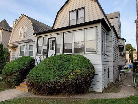 2nd image of 3709 N Saint Louis Ave #2