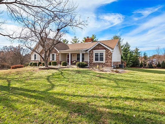 2nd image of 15972 Cypress Trace Dr