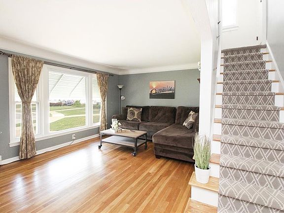 3rd image of 28964 Blissfield Dr