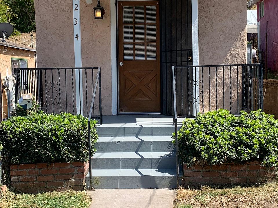 1st image of 4234 Mercury Ave