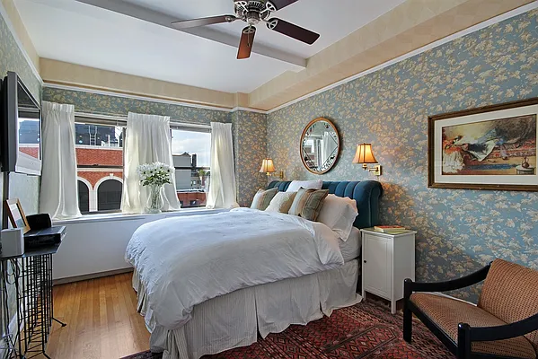 Sold by Corcoran | media 6
